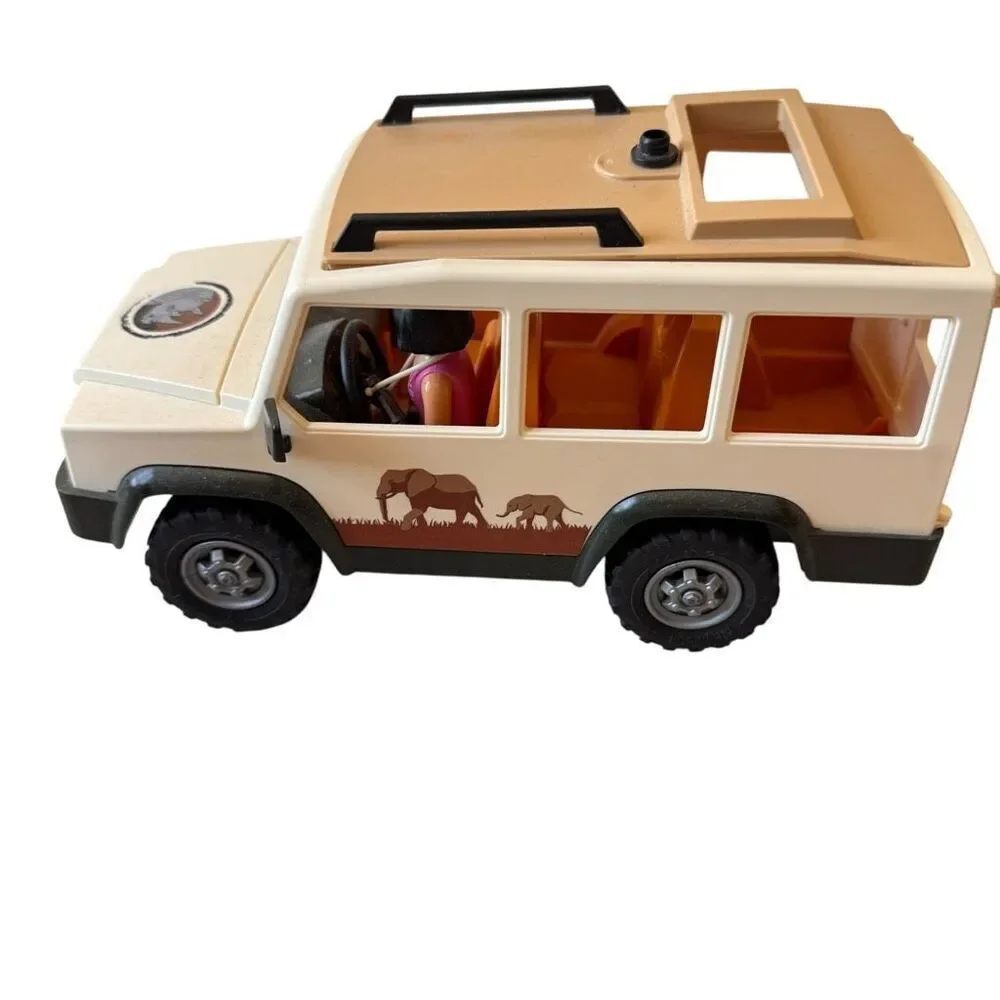 Playmobil Wild Life 6798 Safari Off-Road Vehicle SUV with Driver